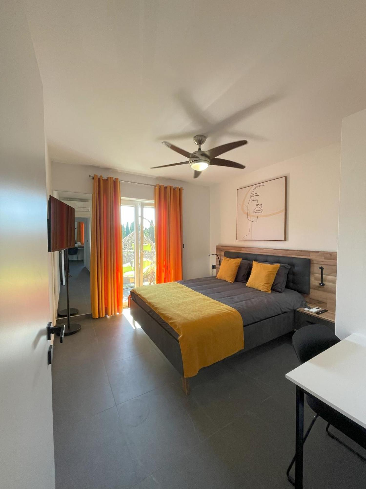 PUY Valkane Beach Apartments מראה חיצוני תמונה