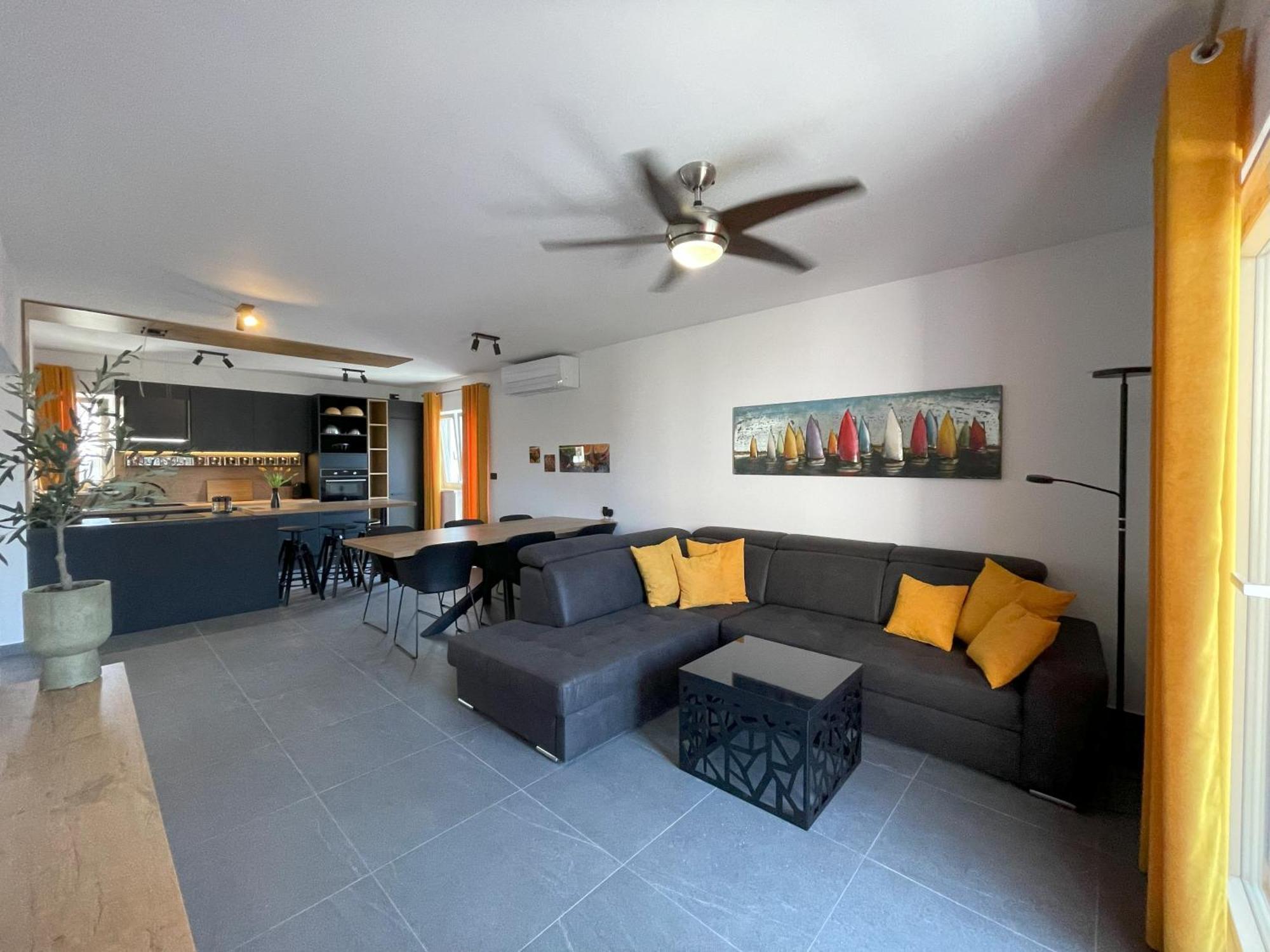 PUY Valkane Beach Apartments מראה חיצוני תמונה